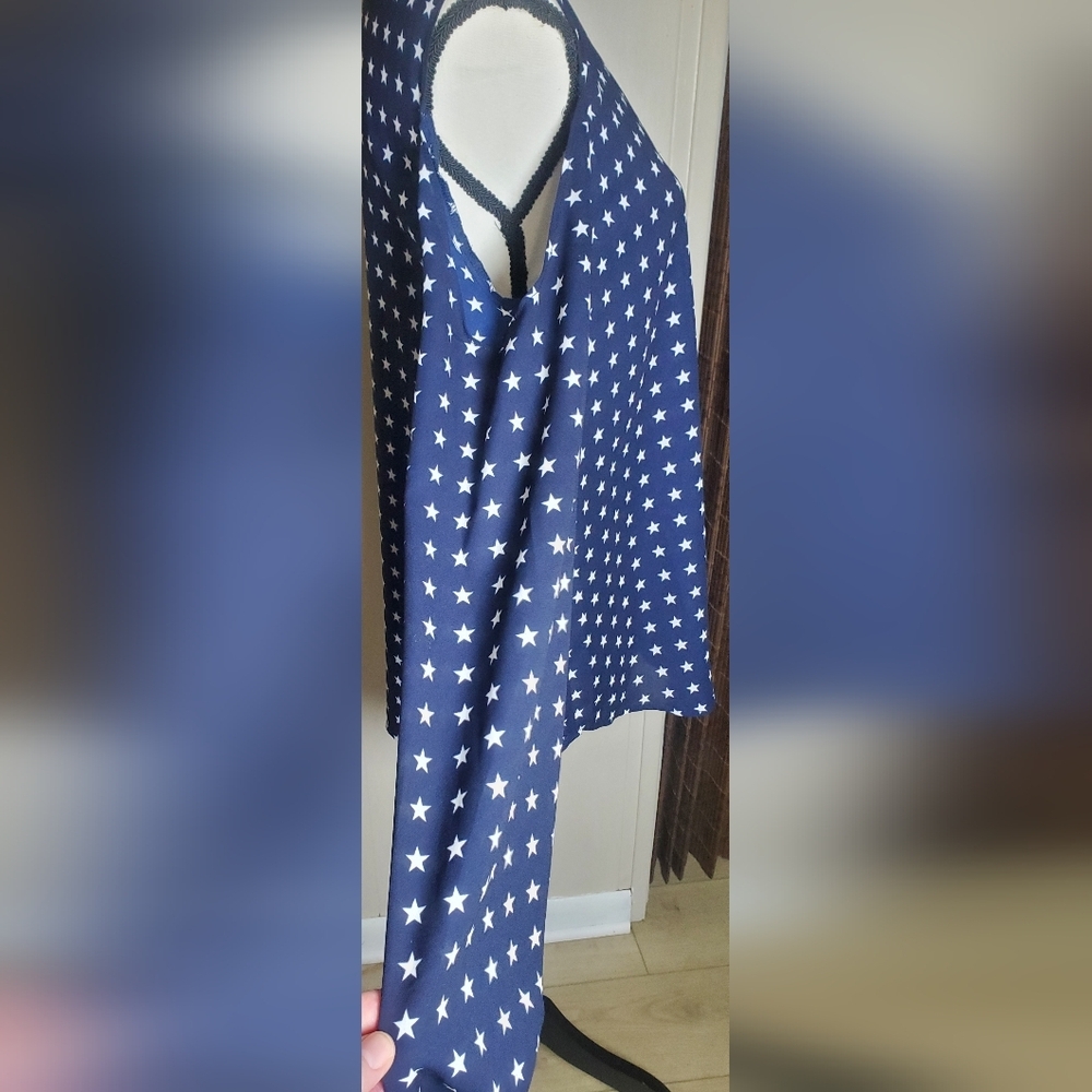 Lumiere‎ Blue/White Patriotic Stars Cold Shoulder Long Sleeve Blouse Size Large - Picture 6 of 12